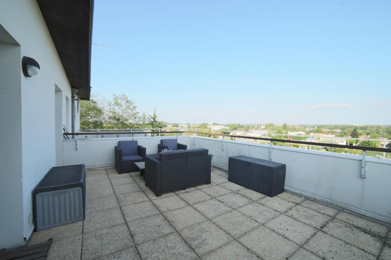 ברוז' Proche Bordeaux Appartement 75 M2 Rooftop מראה חיצוני תמונה